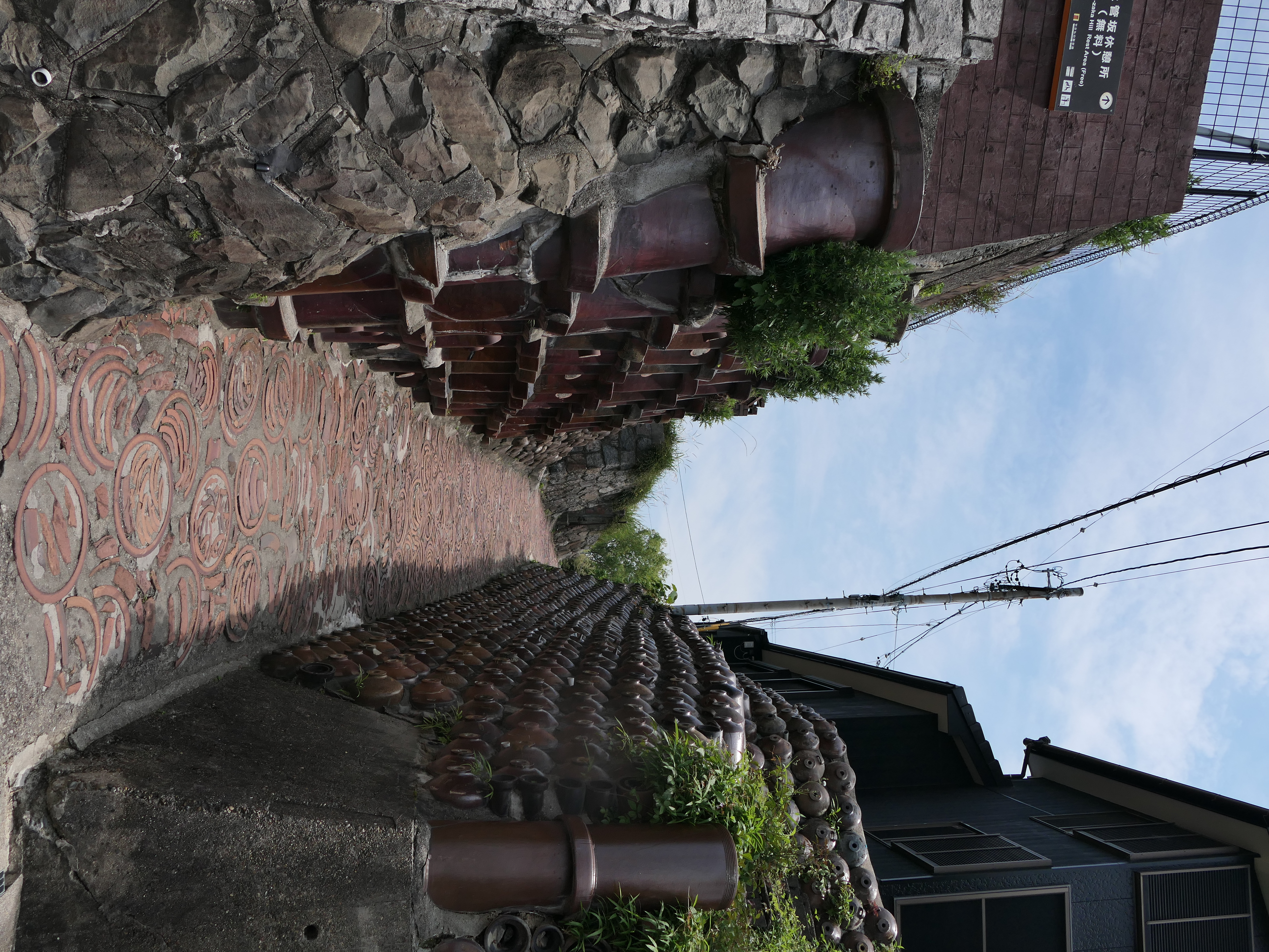 Yakimono Sanpomichi pottery footpath in Tokoname, Aichi